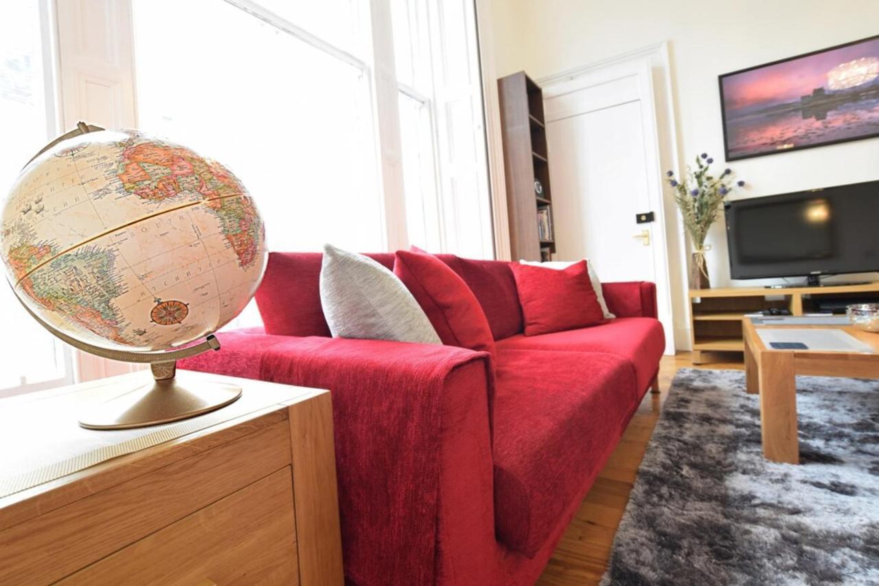 Cozy 2 Bedroom Apartment At Heart Of The Единбург Екстер'єр фото
